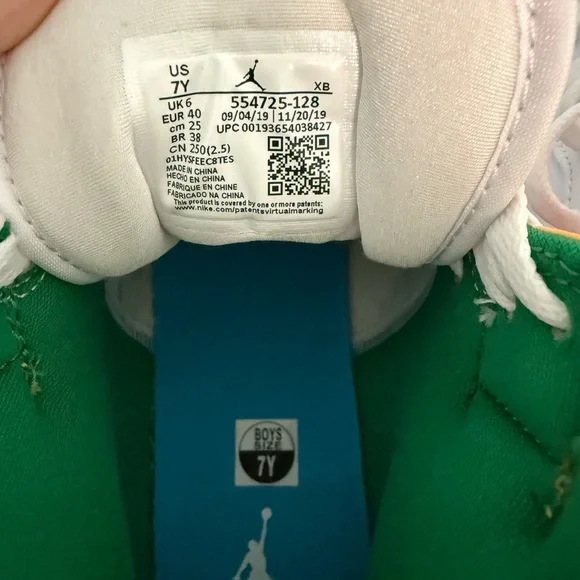 Jordan White Red High-Top Sneakers - Picture 5 of 10